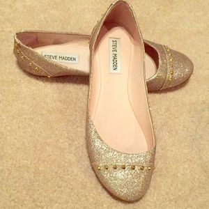 Steve Madden sparkle gold flats